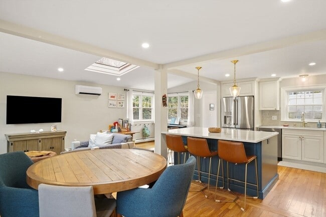 Photo - 62 Sycamore Rd