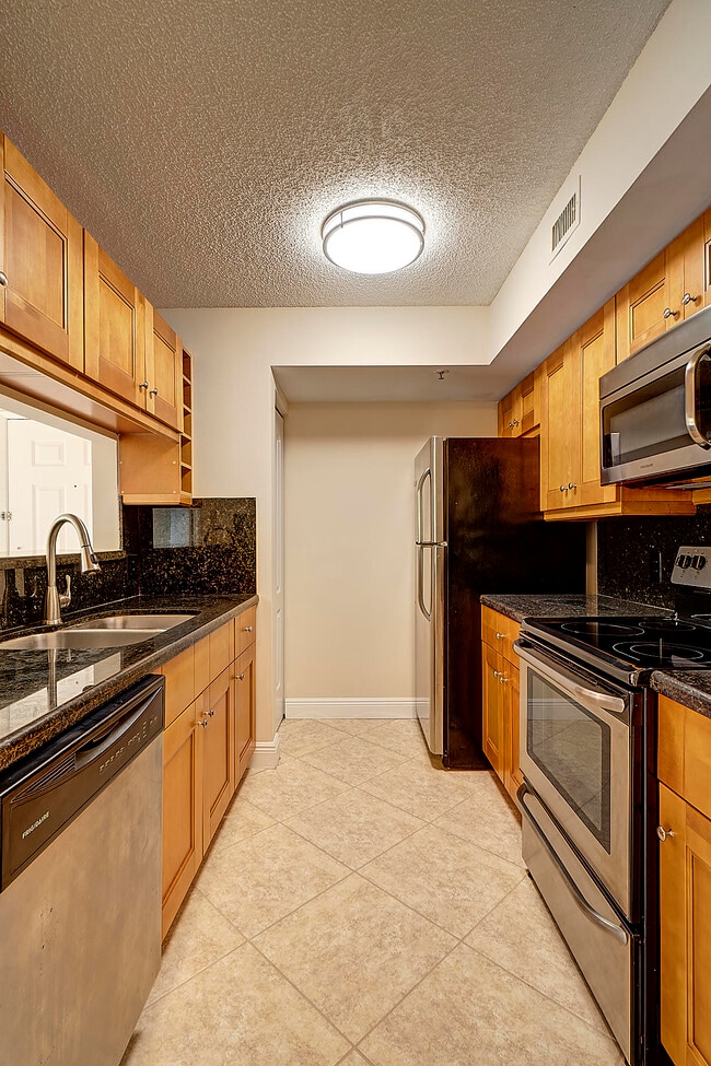 Photo - 103 Yacht Club Way Unit 106