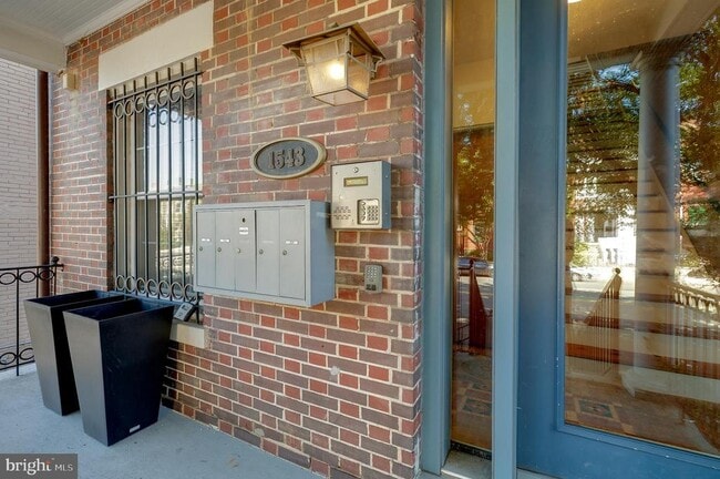 Photo - 1543 6th St NW