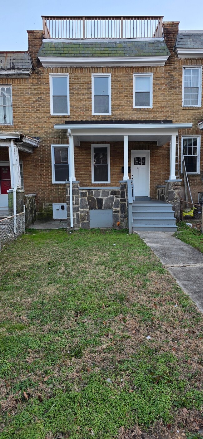 Photo - 2461 Shirley Ave