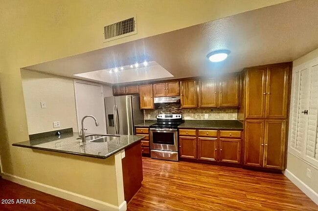 Photo - 861 E Lola Dr