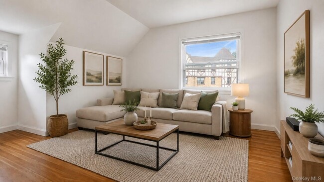 115 Fisher Ave