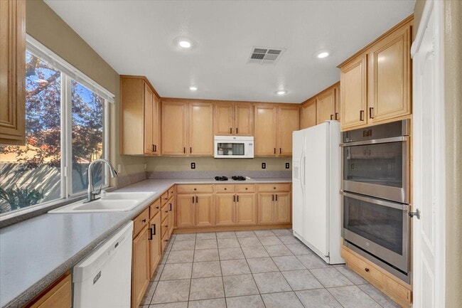 Photo - 10672 Blue Nile Ct