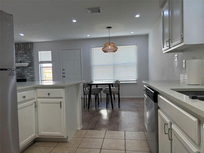 Photo - 8402 Priest River Dr