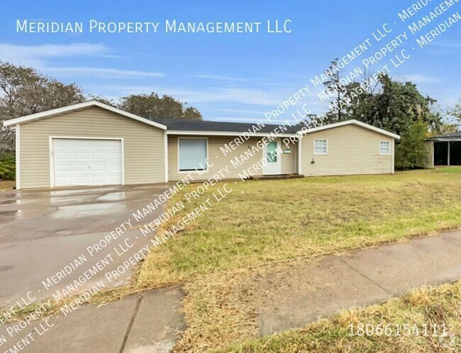 Building Photo - charming 3/2/2 in central Lubbock Rental