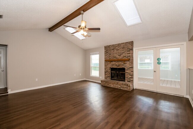 Photo - 11544 Oak Park Dr