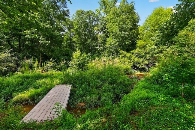 Photo - 3 Donan Ct