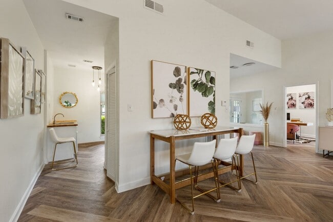 Photo - Timber at the Bay