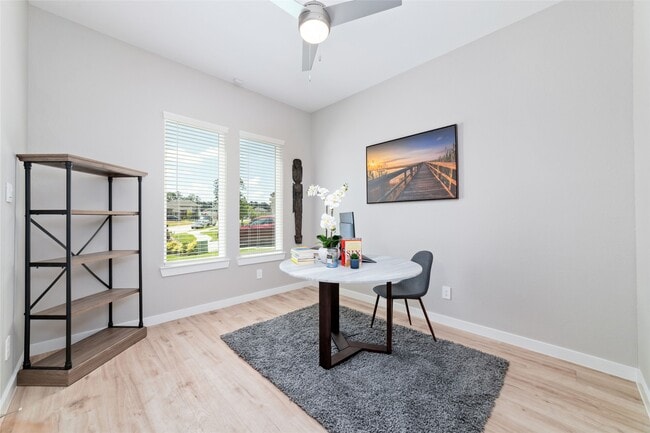 Photo - 10332 Rainbow Cove Ln