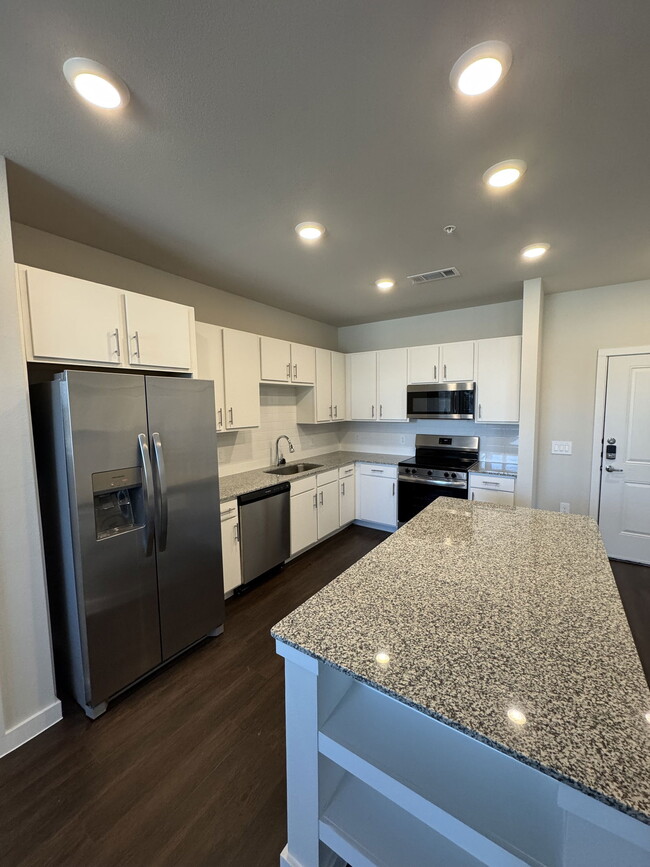 Photo - 455 Elevon Pkwy Unidad 816