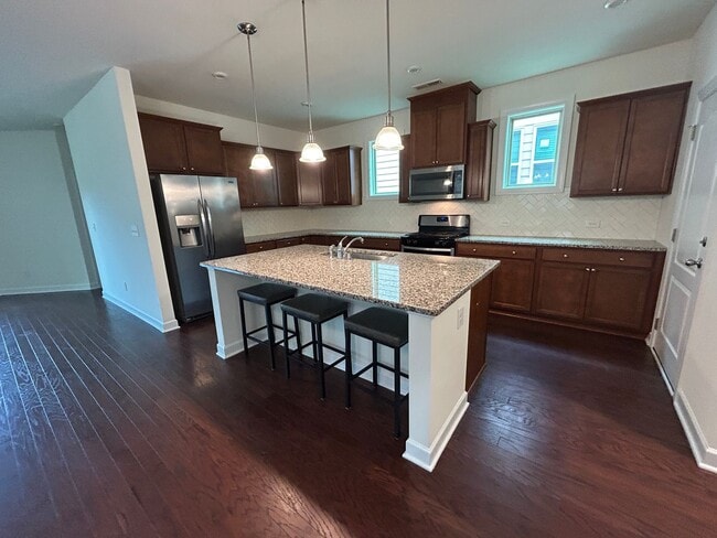 Photo - 2914 Macbeth Ln
