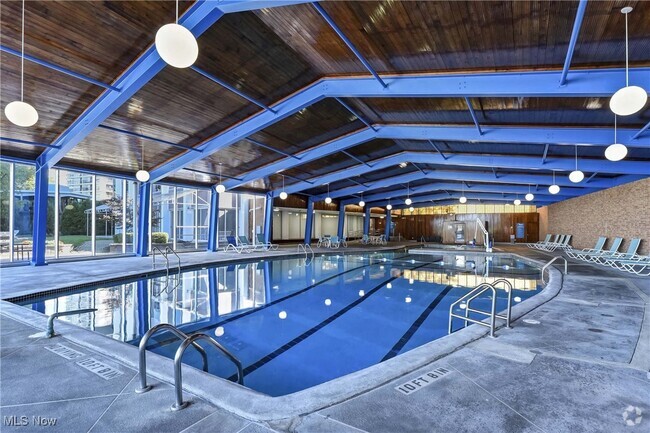 Building Photo - 12700 Lake Ave Unit 2809 Rental