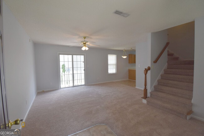 Photo - 147 S Fairfield Dr