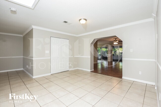 Photo - 3105 Barna Ave