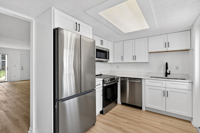 Plantation Apartments