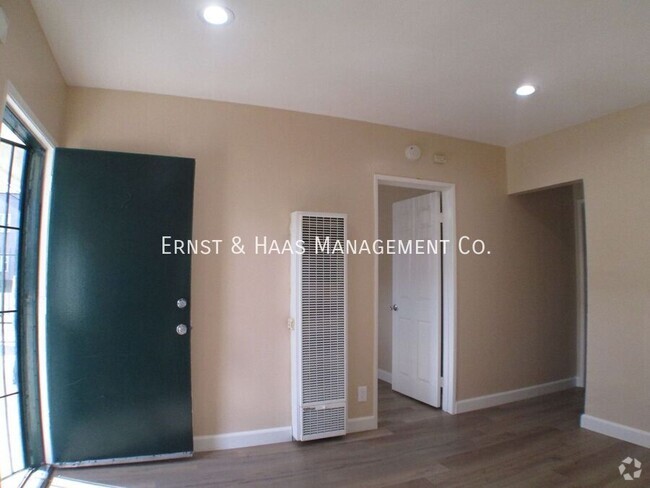 Building Photo - Wonderful 1 Bedroom Apartment with Most Ut... Unit 02