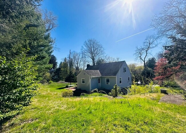 37 Weed St