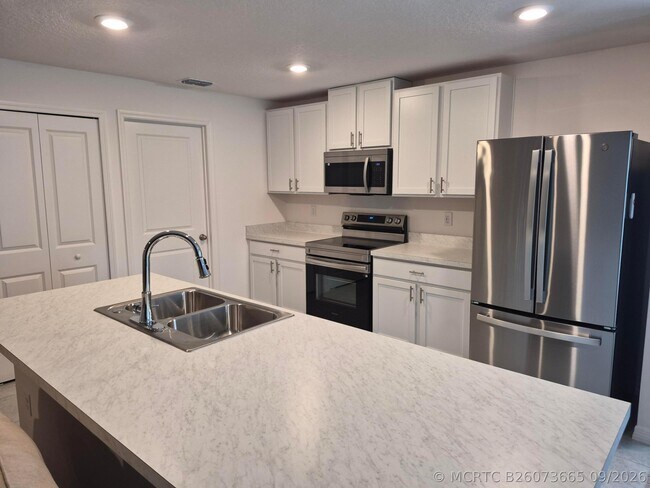 2328 Bimini Ave