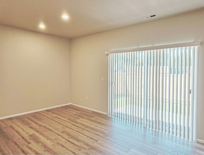 Photo - 1141 15th Ave