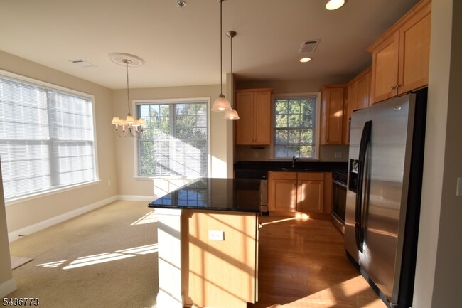 Building Photo - 2312 Ramapo Ct Unit 2312