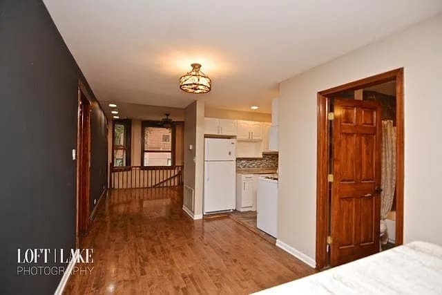 Photo - 2654 W Schubert Ave Unidad 1E