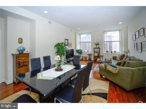 Building Photo - 1600-18 Arch St Unit 1015 Rental