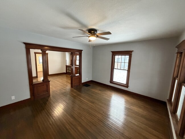 Photo - 807 S 10th St