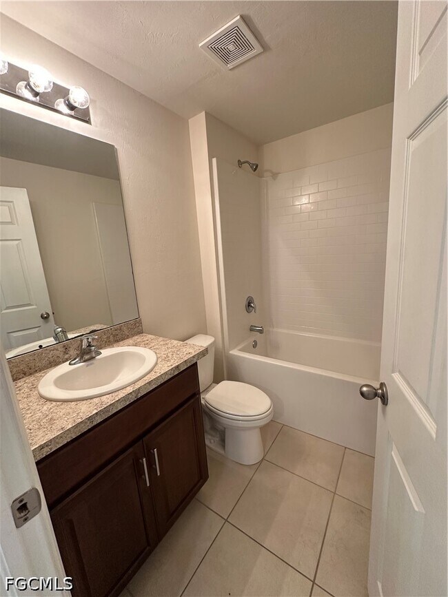 Photo - 2213 NE 33rd St