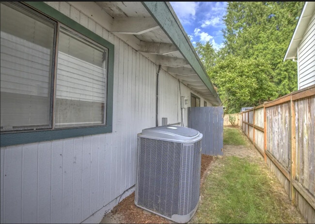 Photo - 32902 33rd Ave SW