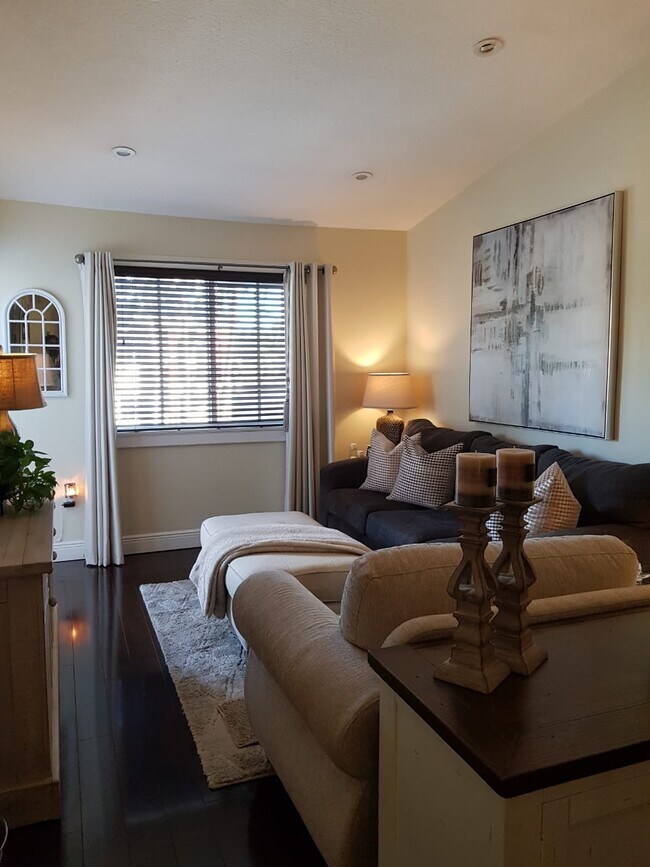 Photo - 930 NE 33rd Ter Unit 202