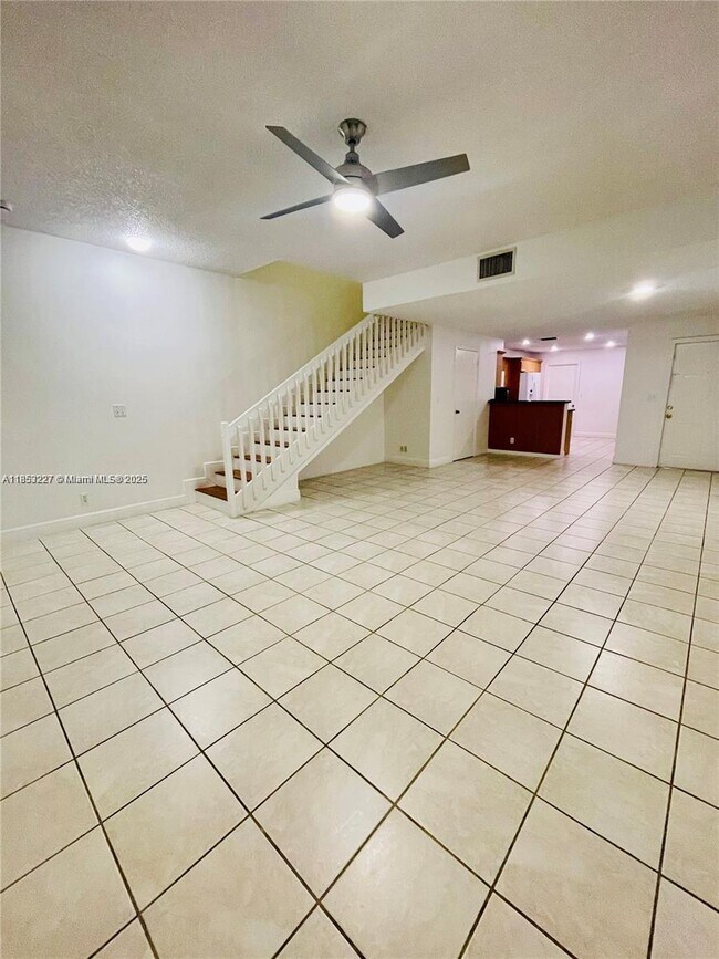 Photo - 1503 Veracruz Ln