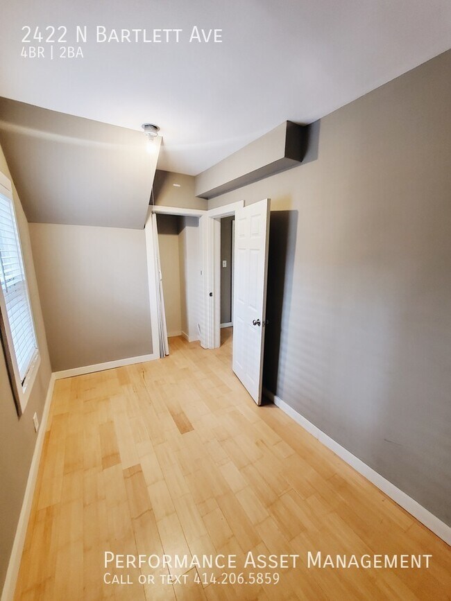 Photo - 2422 N Bartlett Ave