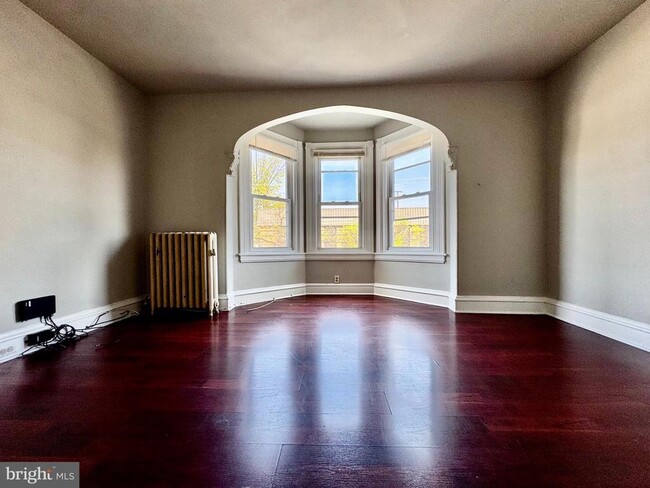 Building Photo - 1404 Arch St Rental