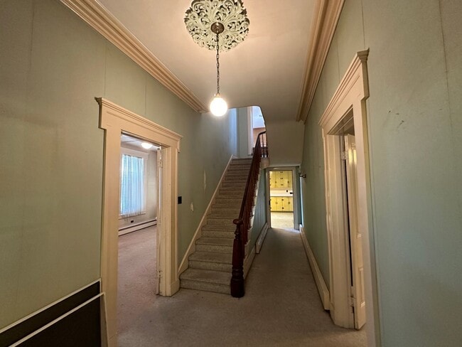 Photo - Large 5 Bedroom House For Rent in Maytown