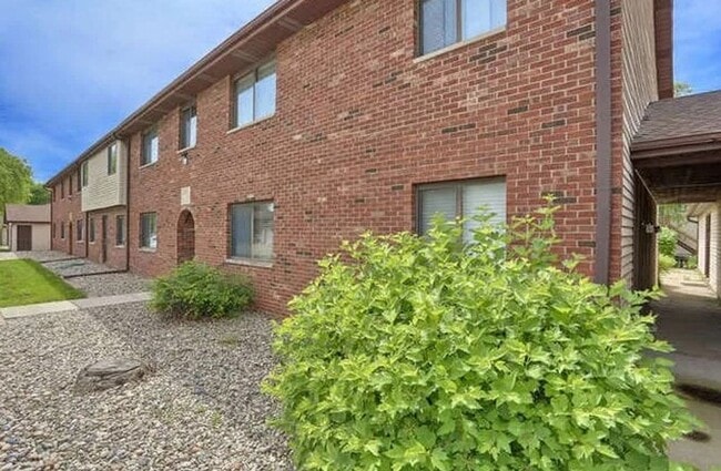 Photo - 1303 Brian Pl