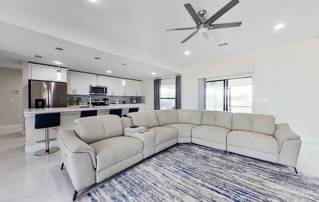 Photo - 706 SW 15th St