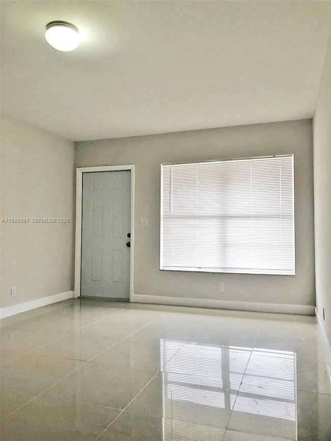 Photo - 7650 SW 10th Ct Unidad A