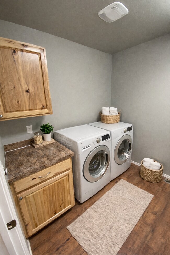 Photo - 312 triplex Unit C