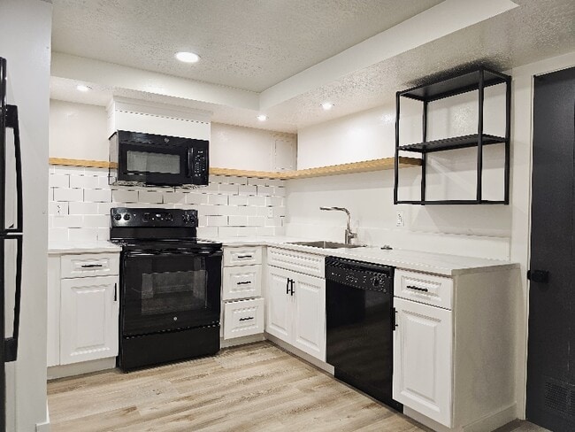 Building Photo - 610 W 5735 S Rental