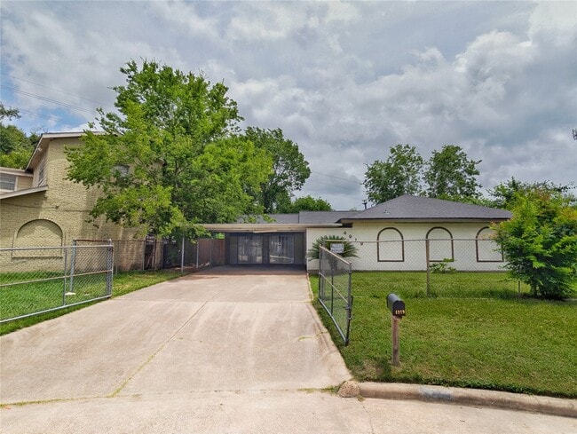 Photo - 4919 Connorvale Rd