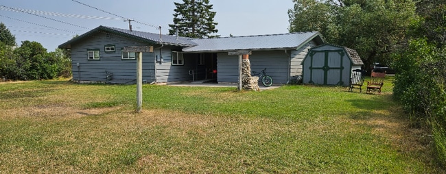 Photo - 315 N Oak St