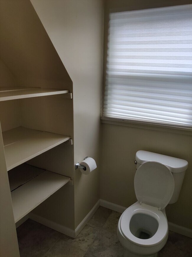 Photo - 125 Roup Ave Unit Apt. 3
