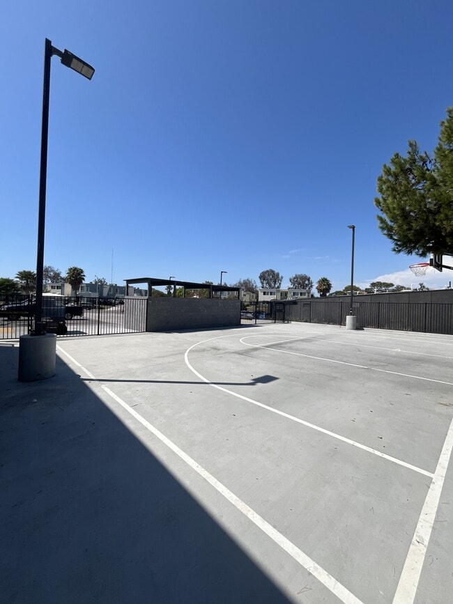 Photo - Hillside Views Apartments