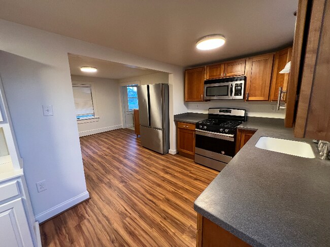 Photo - 14 Depot Rd Unit #3