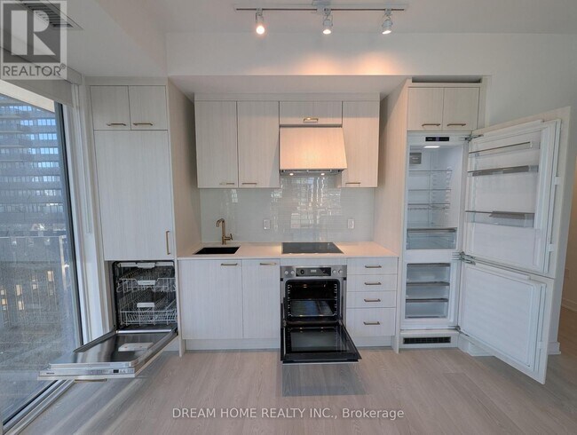 Photo - 634 Church St Unité 909