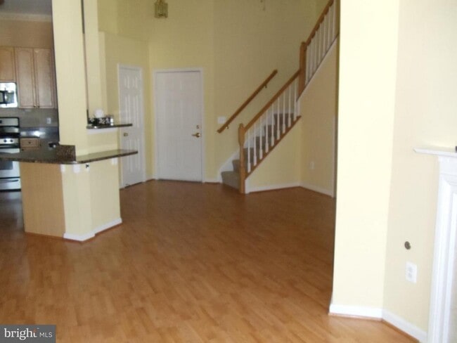 Building Photo - 2701 Bellforest Ct Unit 402