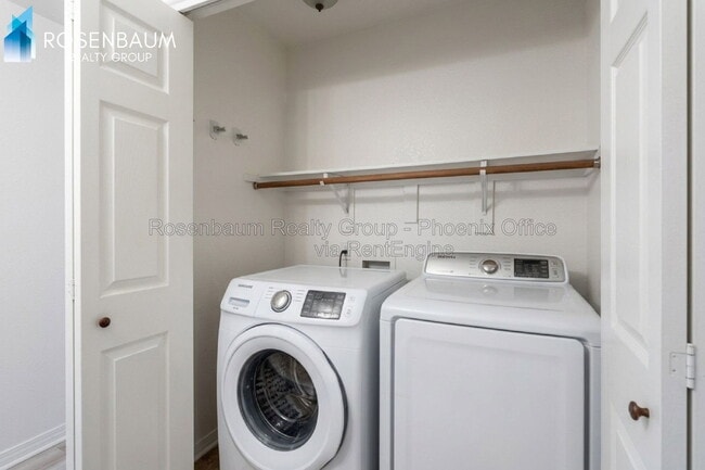 Photo - 5034 E Holmes Ave