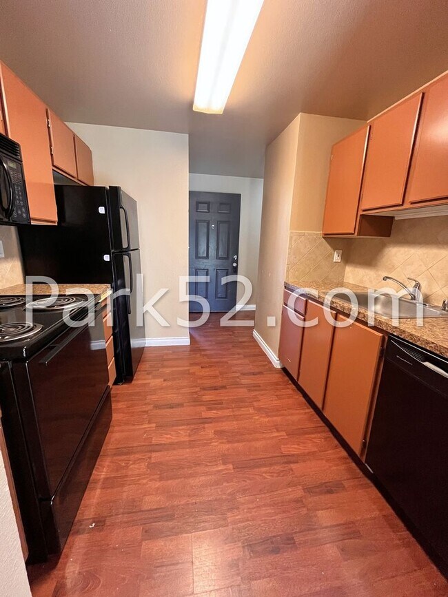 Photo - Puyallup Area 2 Bedroom 2nd Floor Apartment Unit 17718-C