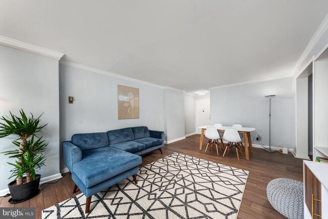 Photo - 305 C St NE Unit 104