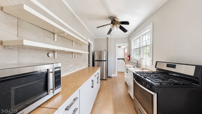 Photo - 74 2nd St